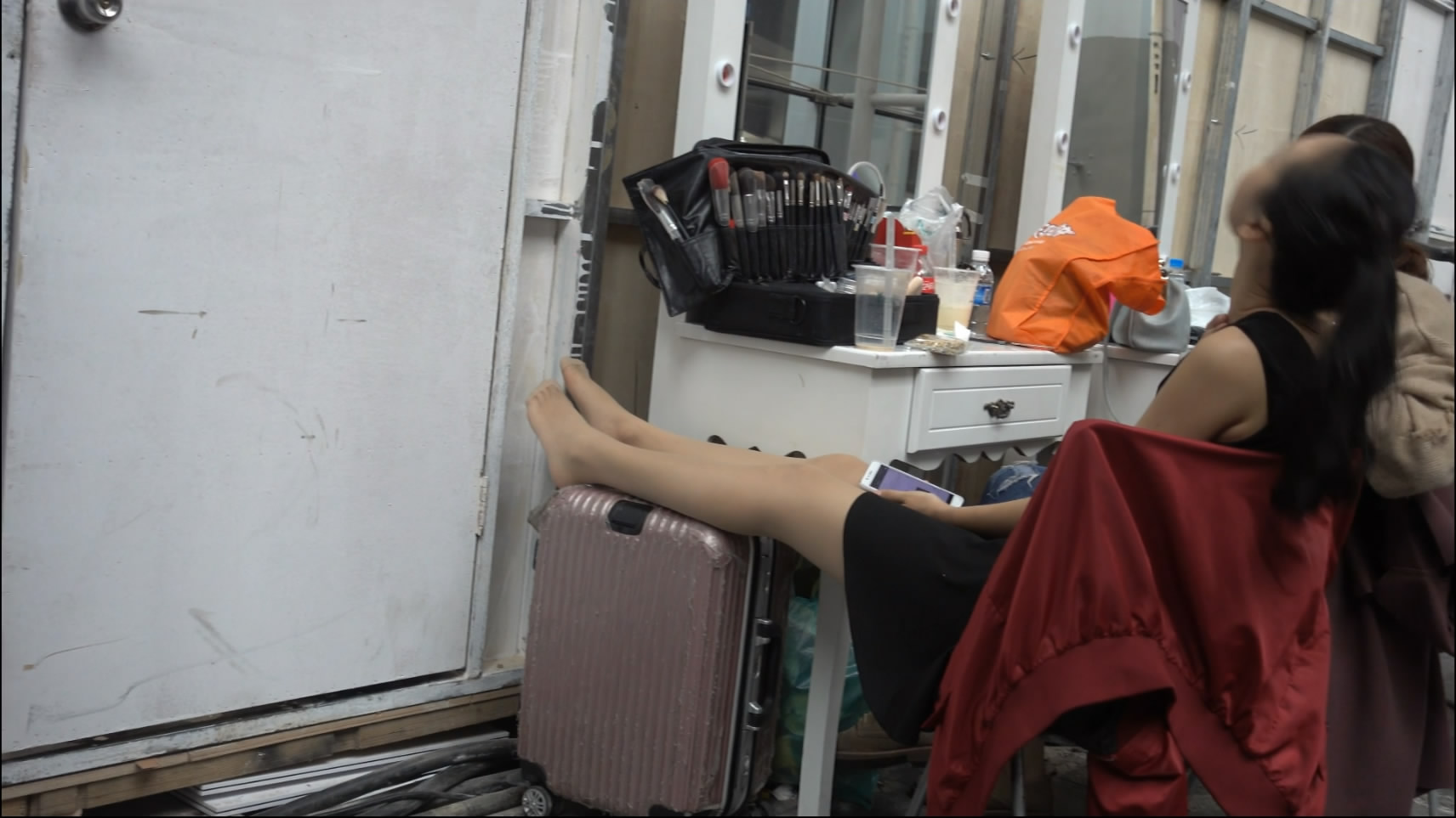 streetsnapnylon[00 00 24][20181208 221233 9]